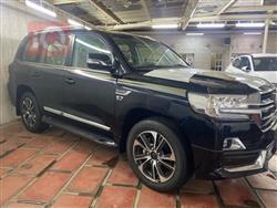 تويوتا لاندكروزر